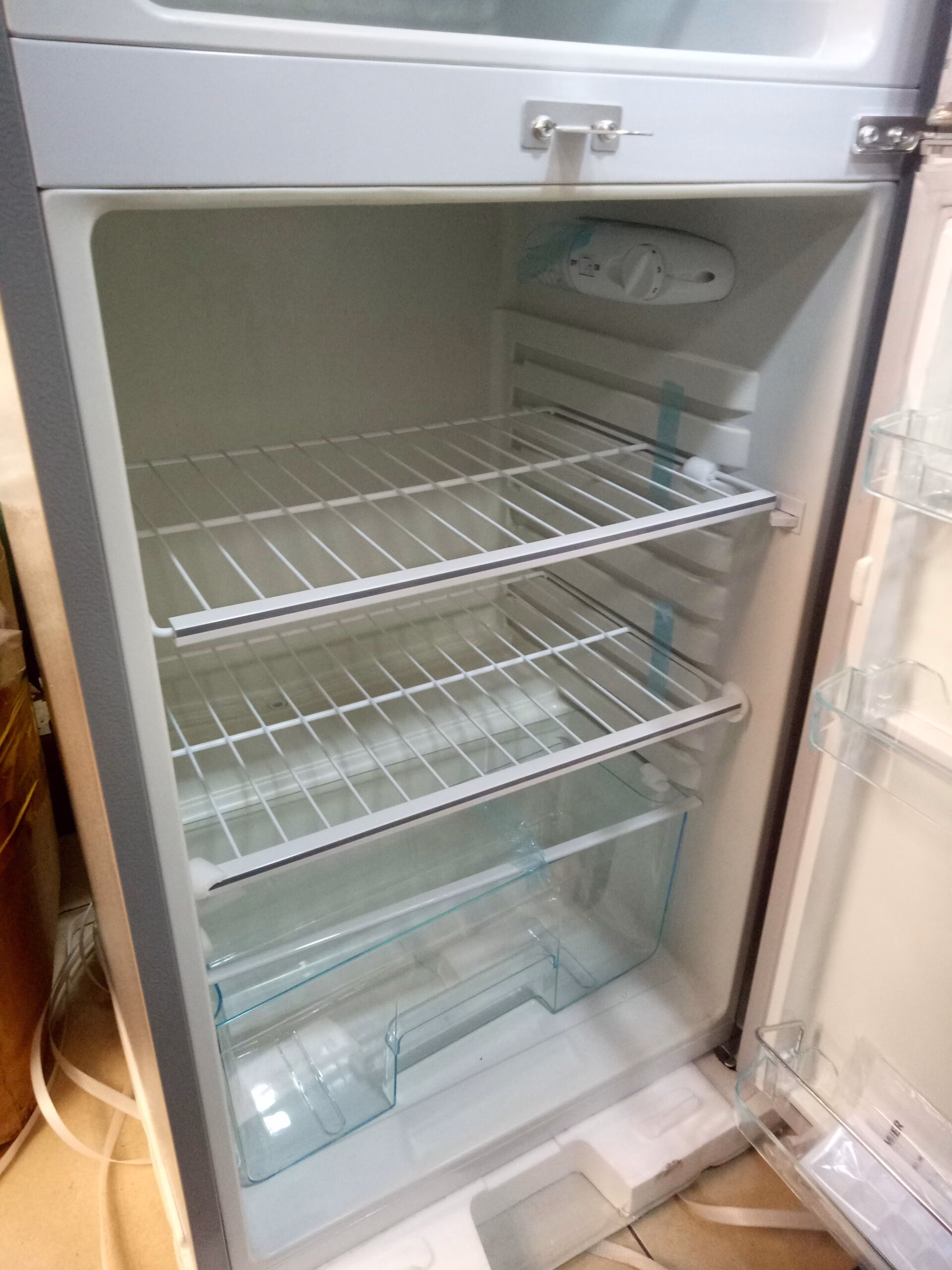 Premier 180L Double Door Refrigerator - Image 4