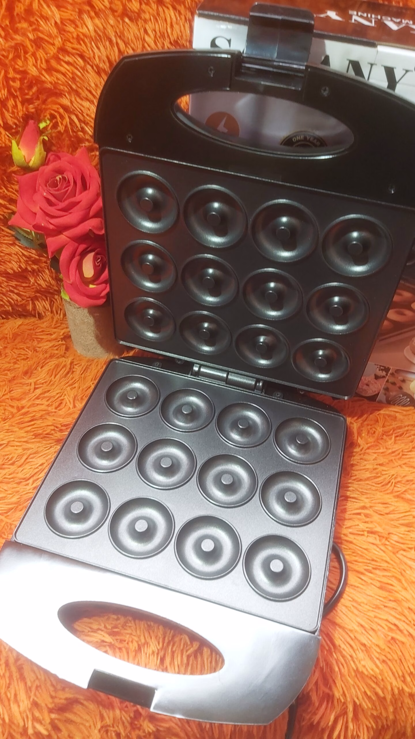 Sokany SK-821 12 Hole Donut Maker - Image 3