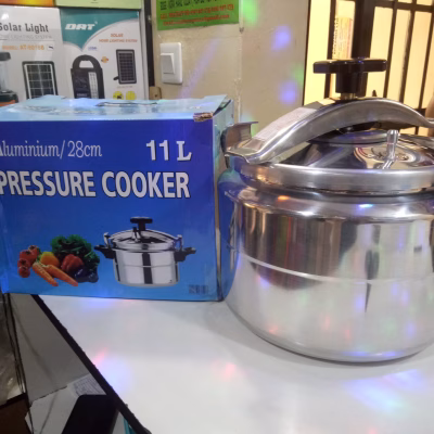 Nunix 11L Aluminum Two Handle Pressure Cooker