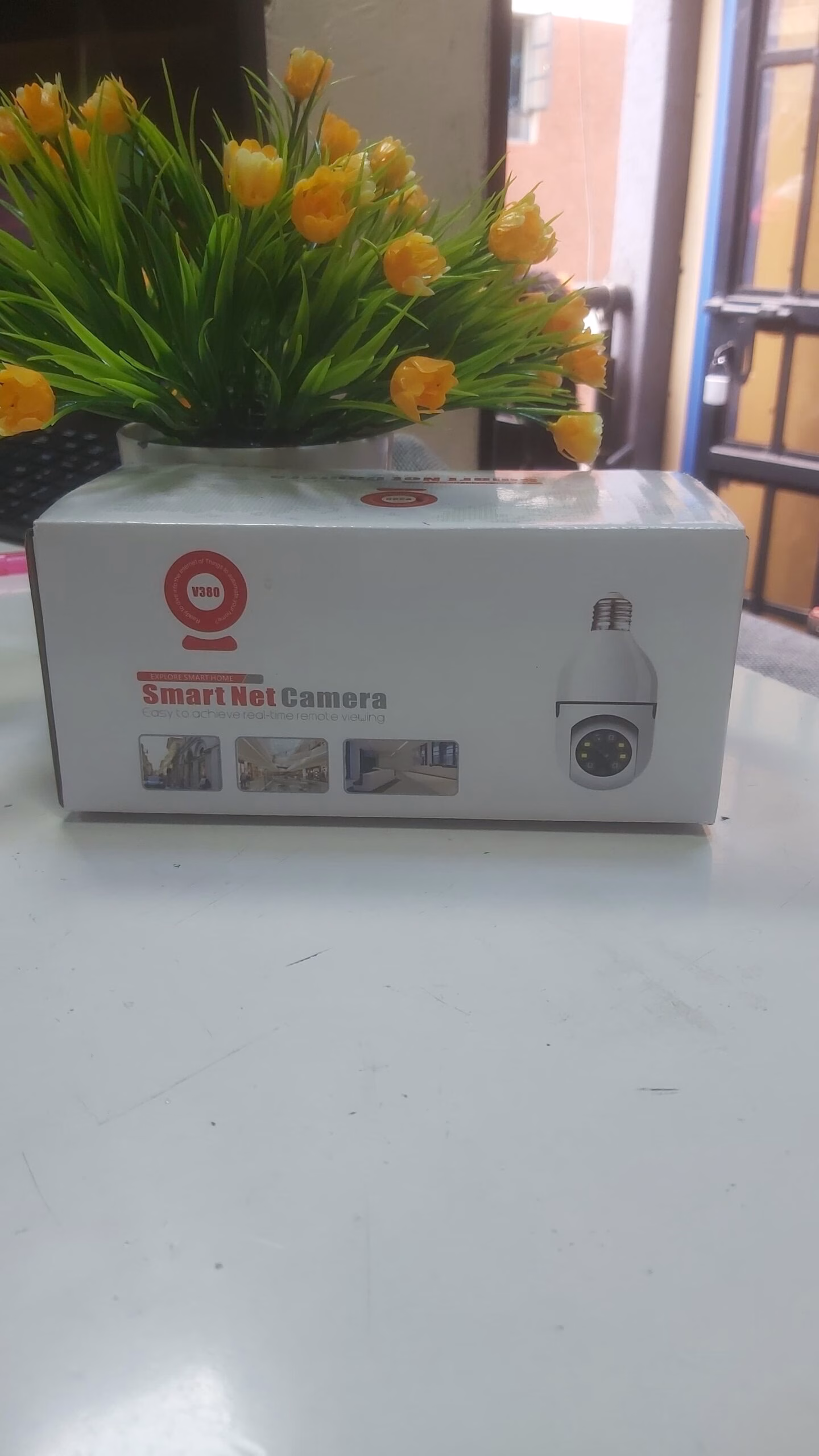 Wi-Fi 2MP V380-pro PTZ Smart Camera Bulb - Image 2