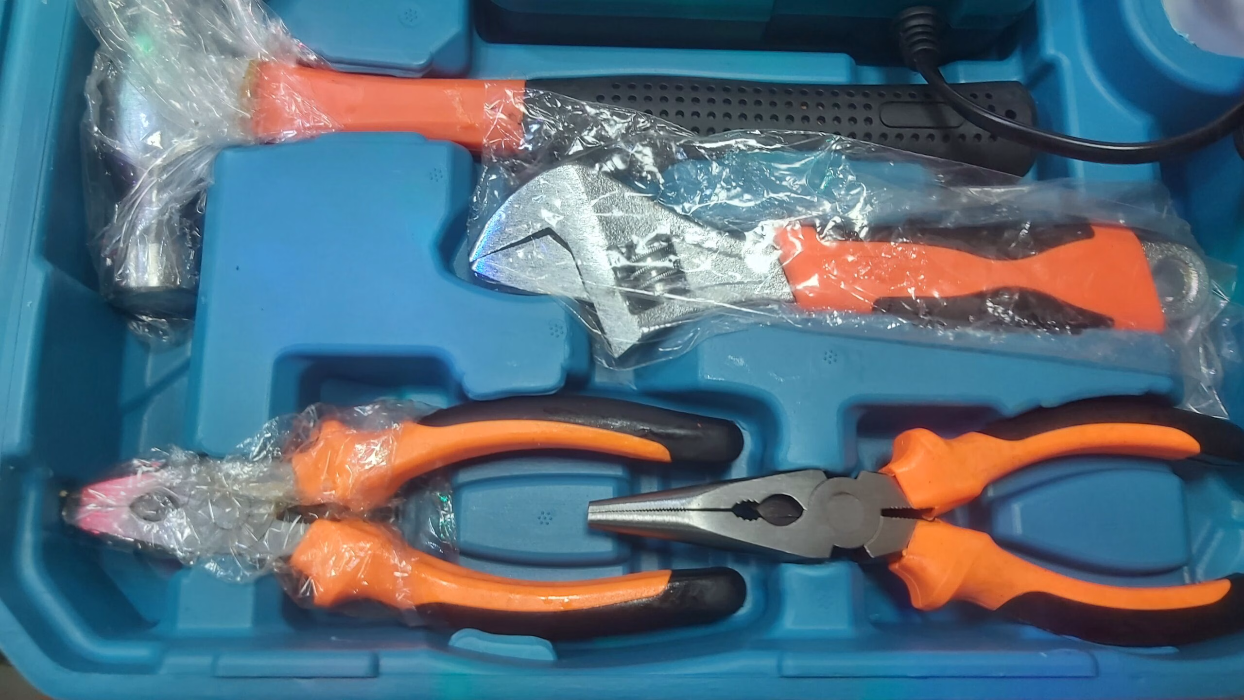 Makita 108pc Cordless Drill Toolkit - Image 6