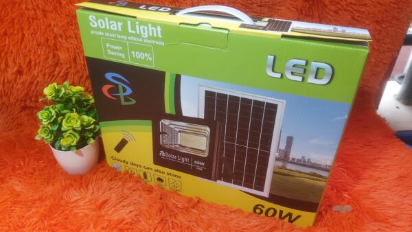 SCL 60W Solar Floodlight with Solar Panel - Image 2
