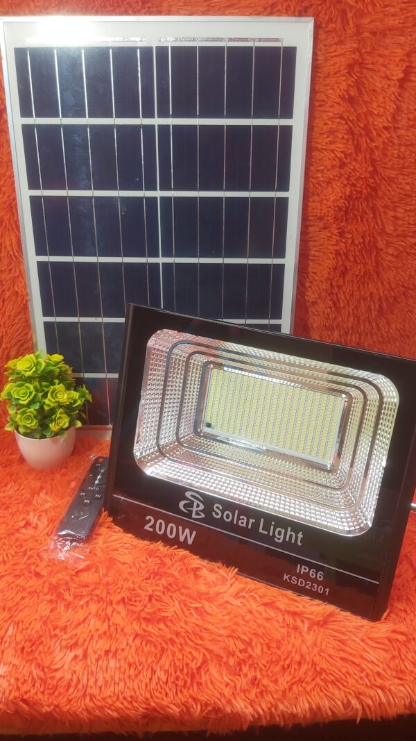 SCL 300W Solar Floodlight with Solar Panel - Image 3