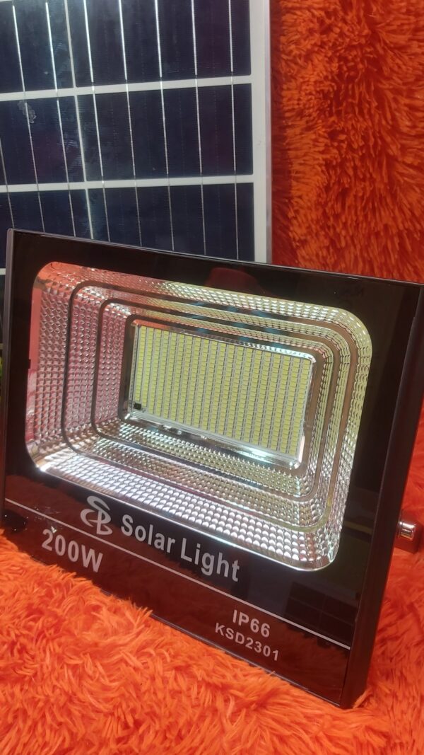 SCL 200W Solar Floodlight with Solar Panel - Image 2