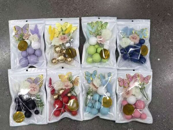 Assorted Cake Toppers & Balls Mini-Sets - Image 2