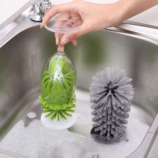 Glass Cleaning Brush - Image 2