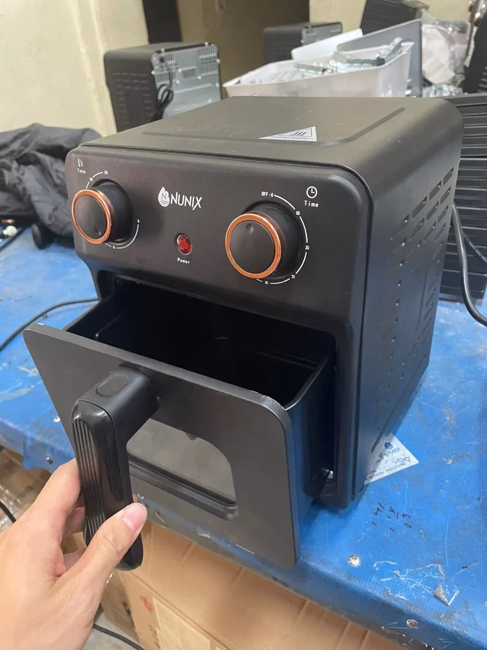 Nunix AF-06 6L Air Fryer - Image 2