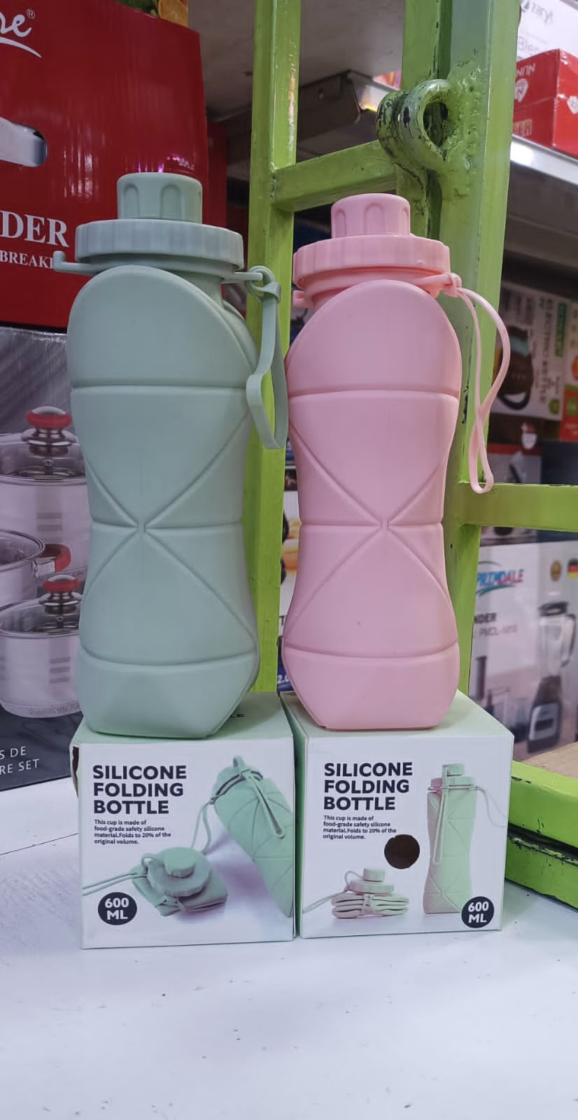 600Ml Foldable Water Bottle - Image 2