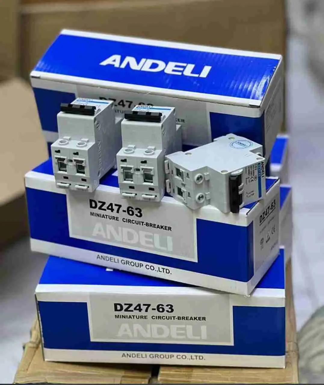 Andeli Circuit Breaker - Image 3